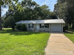 Building Photo - 4122 Mt Pleasant Rd