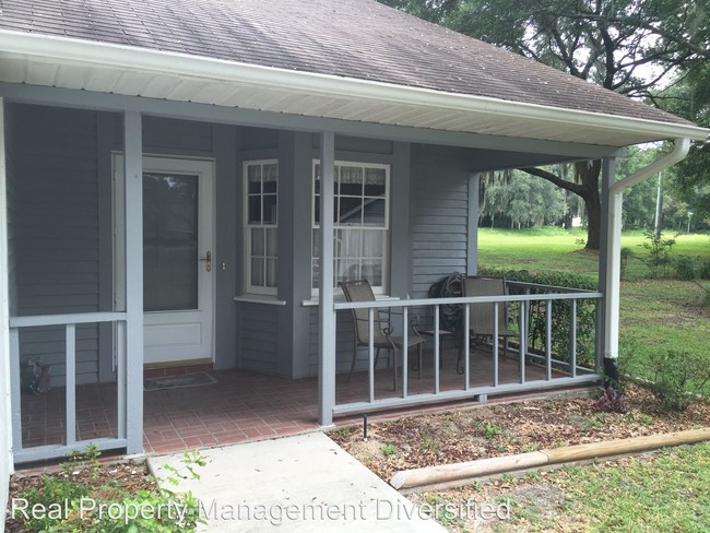 Foto del edificio - 1 br, 1 bath House - 664 W WILD PINE CIR