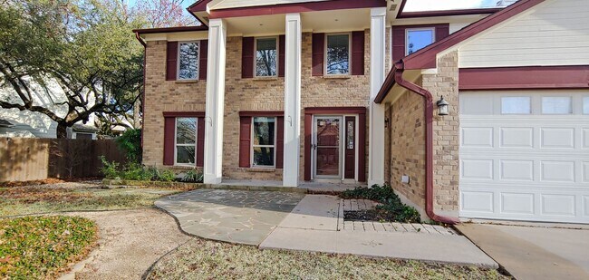 Building Photo - Discover Comfort and Style: 4-Bed, 2.5-Bat...