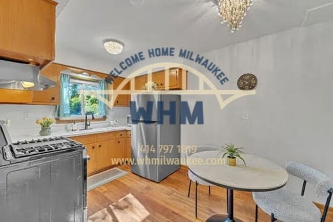 Foto del edificio - 8608 W Villard Ave