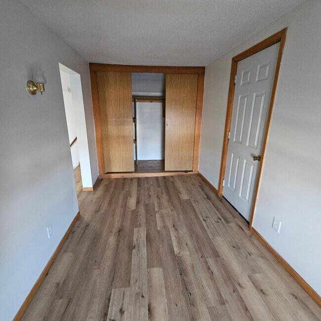 Foto del edificio - 1551 Loomis St