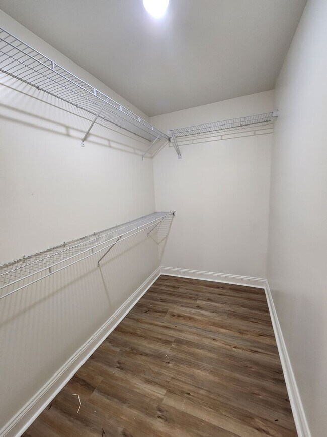 Foto del edificio - 4053 Colbie Way