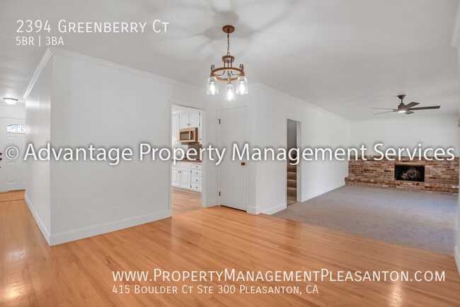 Building Photo - 2394 Greenberry Ct