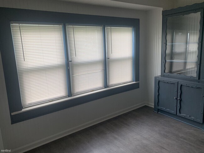Foto del edificio - 3 br, 1 bath House - 195 S Jackson St