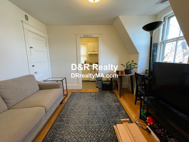 Foto del edificio - 79 College Ave