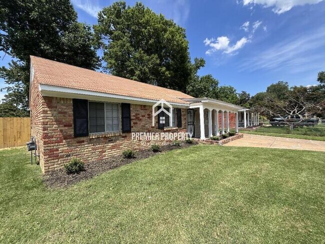 Building Photo - 4180 Cottonwood Rd- Coming Soon!