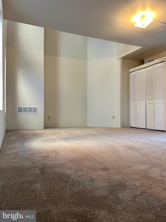 Building Photo - 239 W Philadelphia St