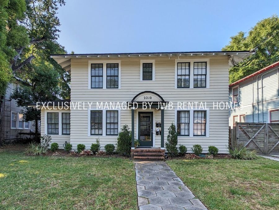 Primary Photo - 2210 Myra St #1