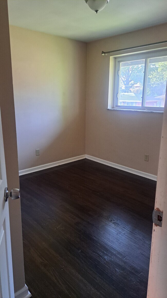 Building Photo - 4275 Selby Ct