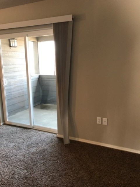 Foto del edificio - 1340 S Edgewater Cir