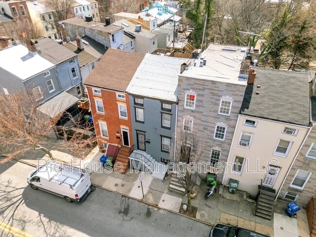 Building Photo - 1105 W Lombard St