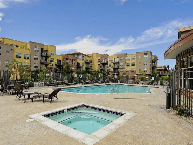 Gorgeous condo - 9019 E Panorama Cir