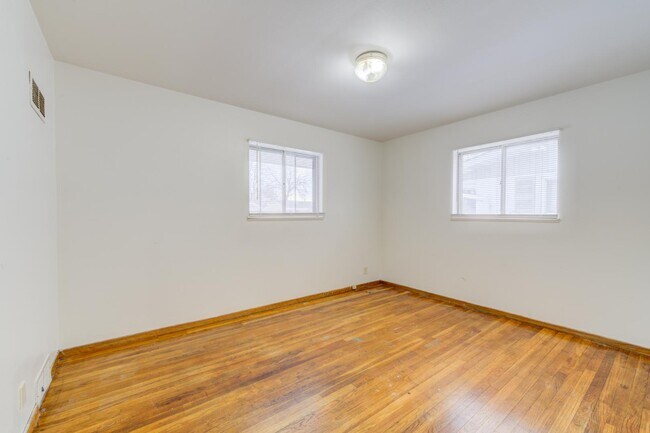 Photo - 10219 Hobkirk Dr House