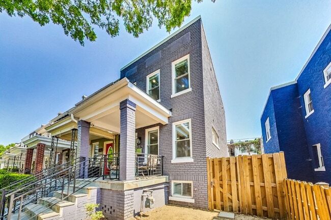 Photo - 1124 Owen Pl NE Apartment