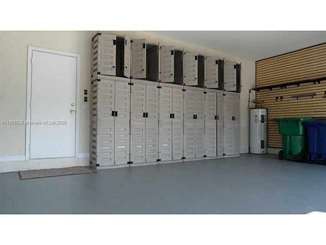 Building Photo - 2101 SW 176th Ave