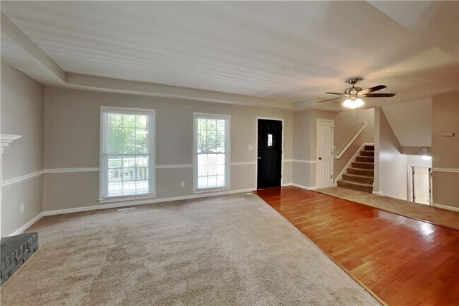 Foto del edificio - 1746 Charrington Way