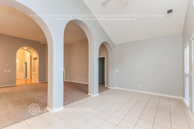 Foto del edificio - 16019 Lavenham Rd