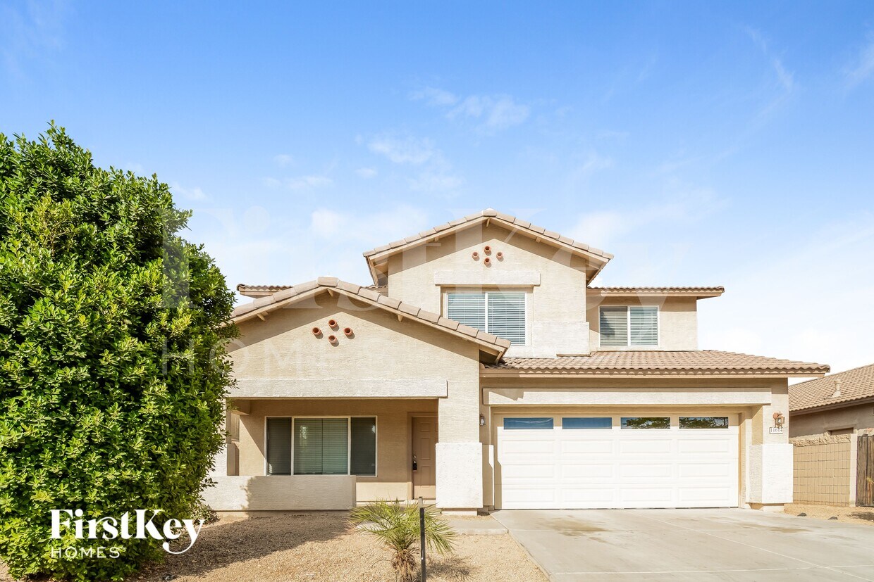 Foto principal - 11614 W Harrison St