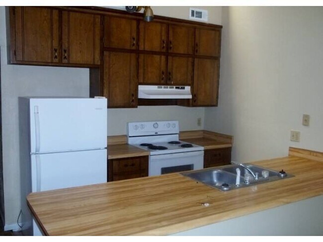 Foto del edificio - 1207 Chee Ln