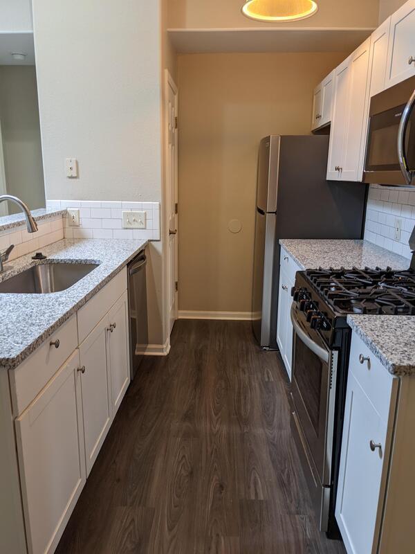 Foto del edificio - 1101 Linden Ln