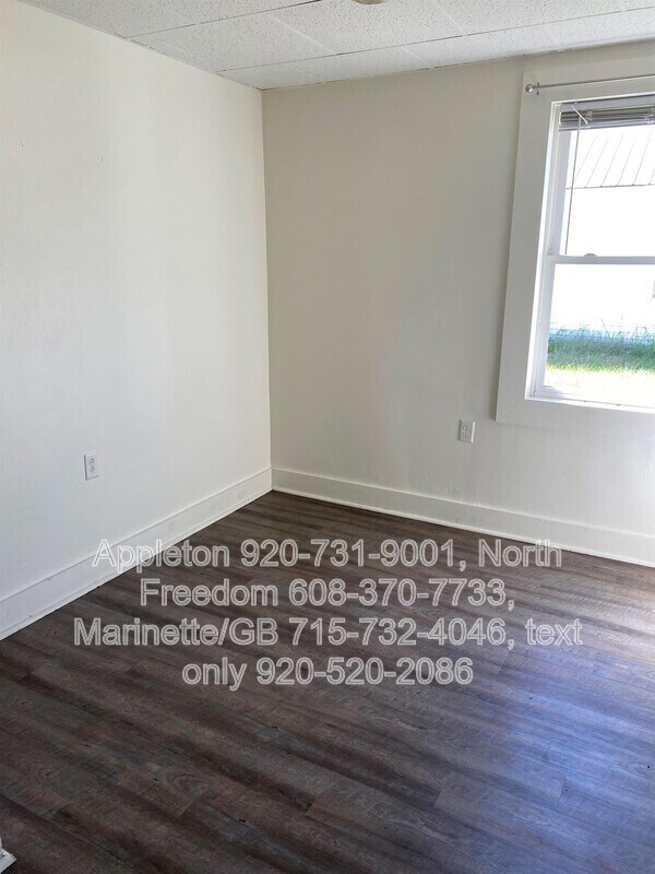 Building Photo - S7559 US-12