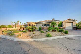 Building Photo - 5595 El Camino Rd