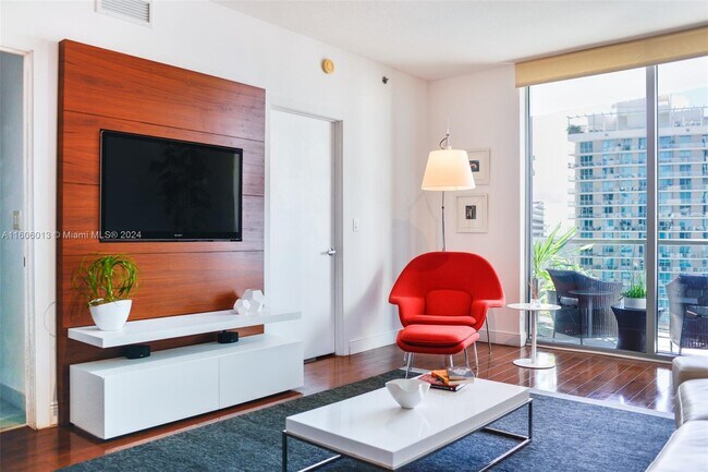 Foto del edificio - 1060 Brickell Ave