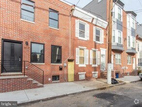Building Photo - 617 Hoffman St