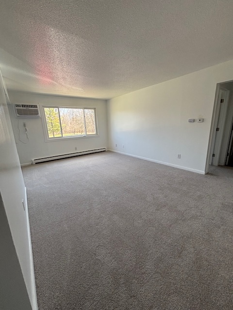 Building Photo - 595 Wagner Dr