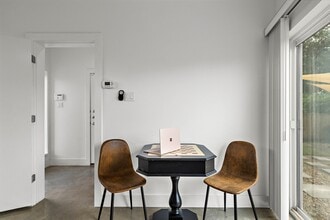 Building Photo - 3002 Hawkins St