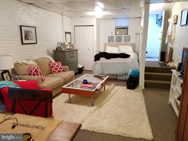 Foto del edificio - 2728 Olive St NW