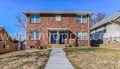 Building Photo - 4360 Davenport St