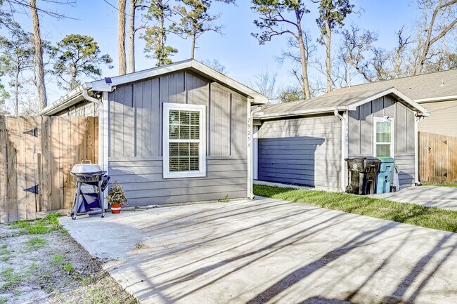 Foto del edificio - 7925 Way St