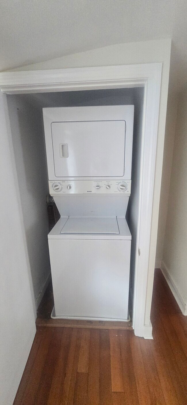 Foto del edificio - 5 Glen Rd