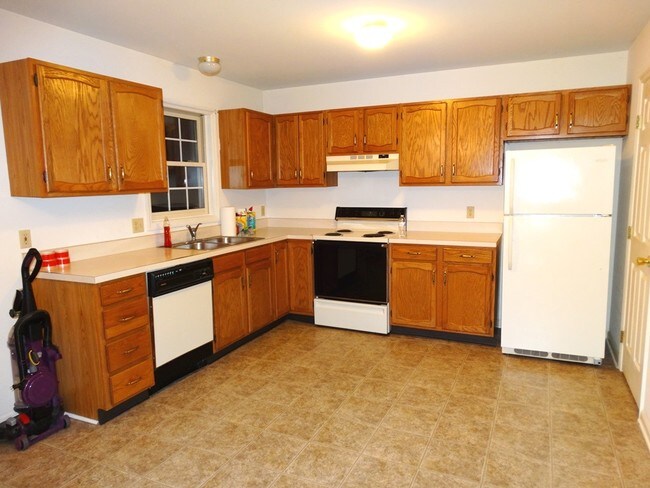 Building Photo - 25 Diamond Spring Cir