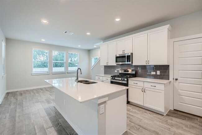 Foto del edificio - 105 Appleberry Ln