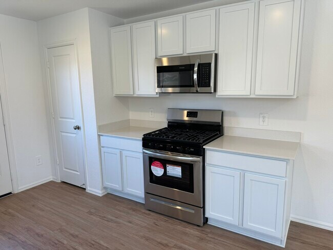 Foto del edificio - 2737 Cadiz Bay Dr