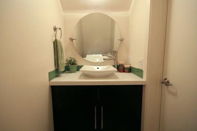 Building Photo - Modern Two Bedroom Hillcrest Condo