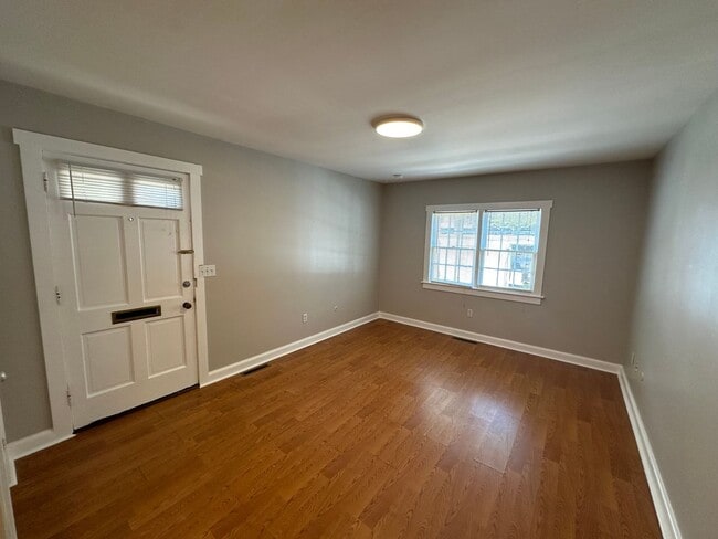 Building Photo - 199 E Whittier St