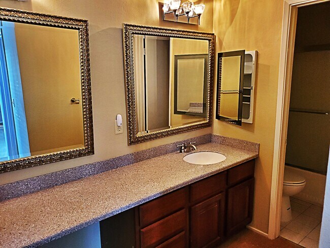 Upstairs Bathroom - 1919 Alameda de las Pulgas