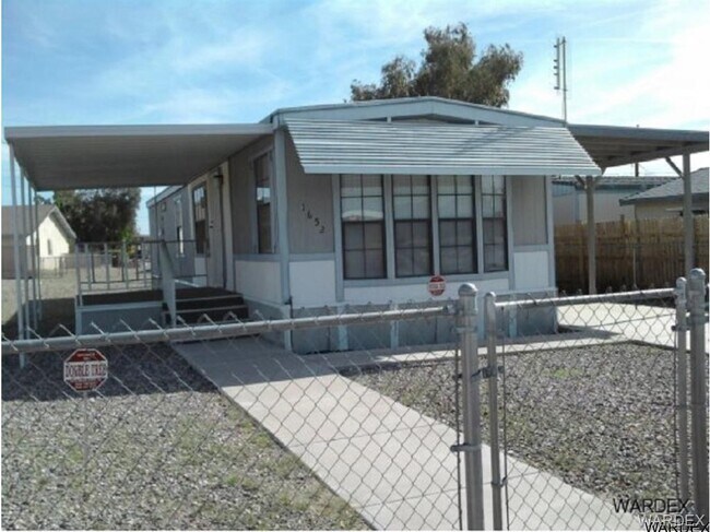 Building Photo - Located in Fort Mohave! 2 Bedroom Mobile Home