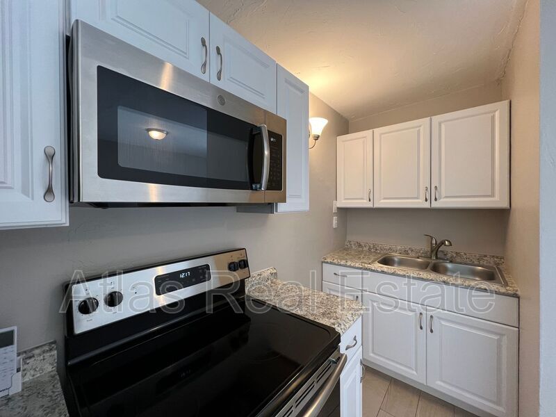 3451 N Flowing Wells Rd, Tucson, AZ 85705 House Rental in Tucson, AZ