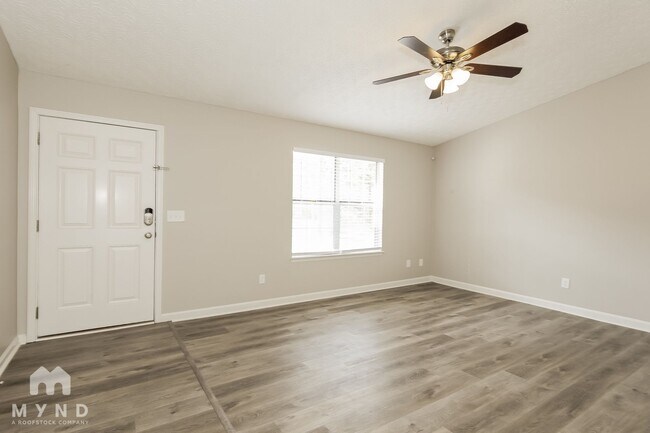 Foto del edificio - 10314 Wisteria Ln