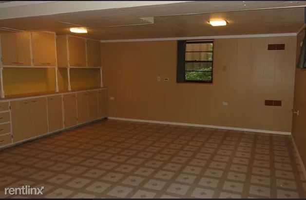 Building Photo - 3 br, 2 bath House - 613 St Charles Rd