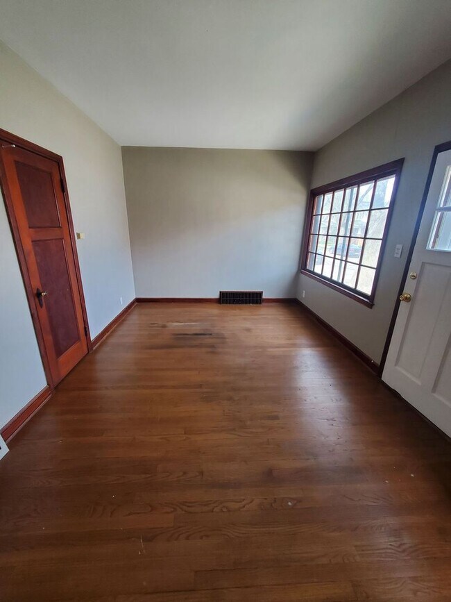 Foto del edificio - 1043 S 31st St