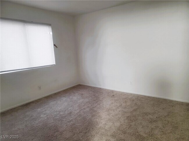 Foto del edificio - 6932 Kilgore Dr