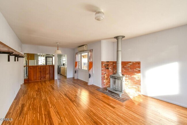 Foto del edificio - 5259 Aldama St