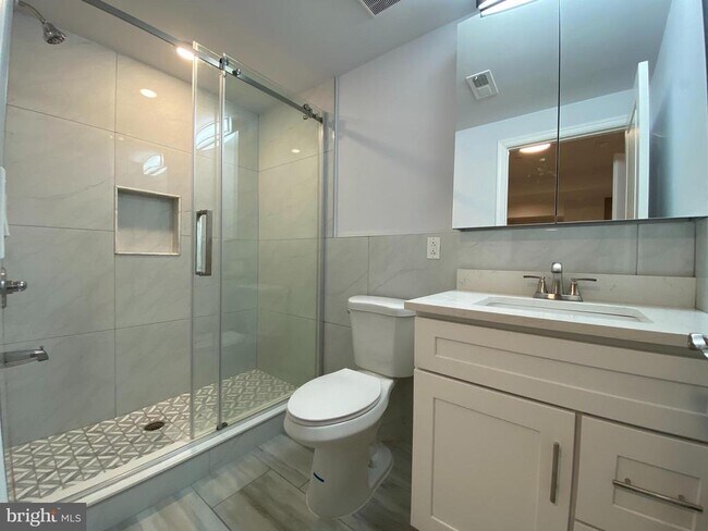 Foto del edificio - 630 N 13th St