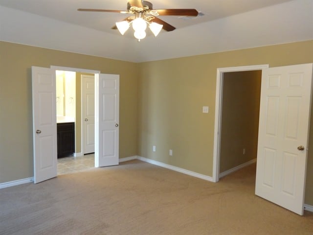 Foto del edificio - 429 Brookhollow Ln