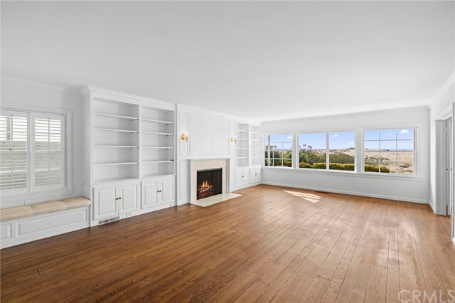 Building Photo - 1516 E Oceanfront